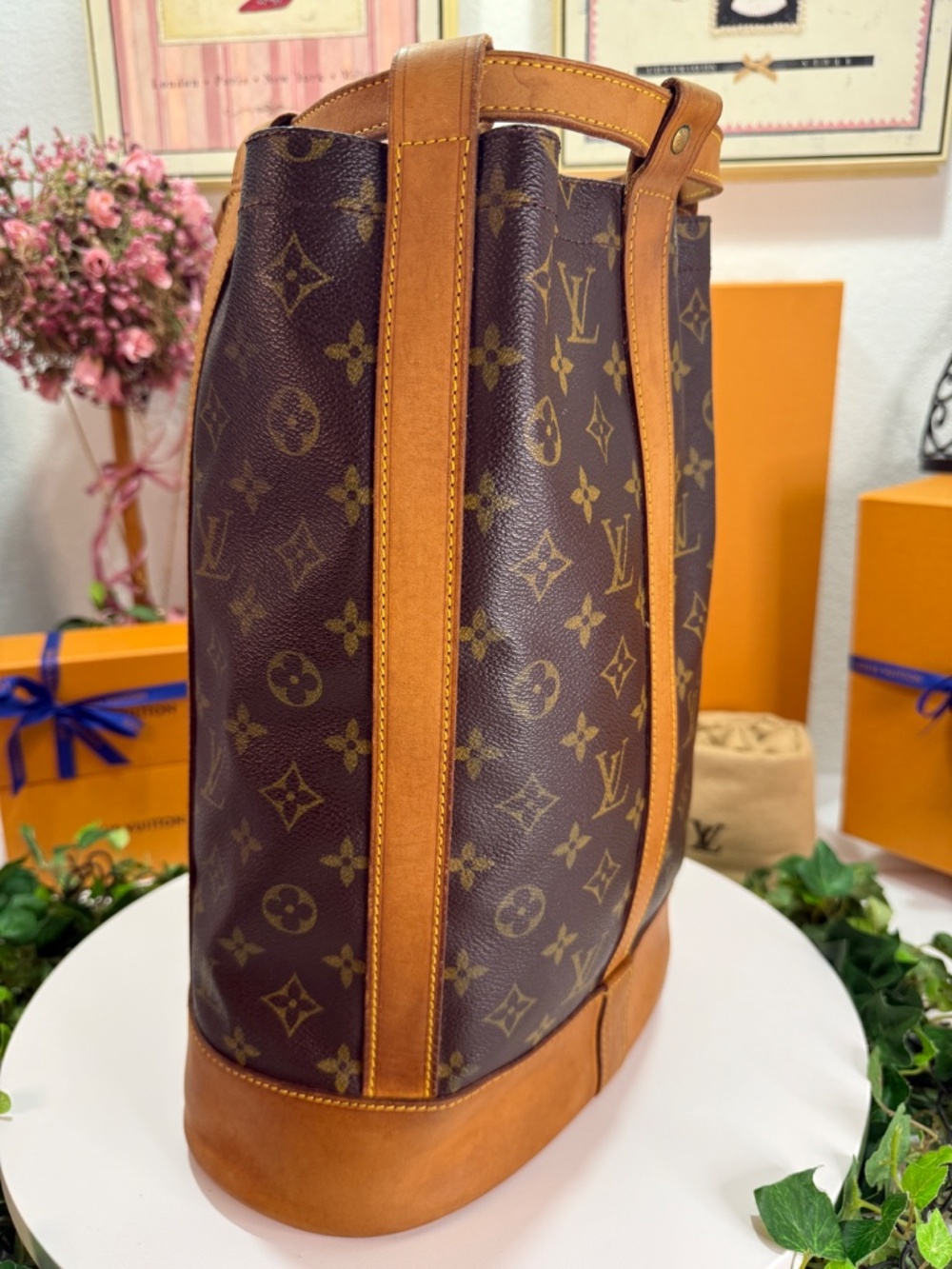 SASSY LOUIS VUITTON MONOGRAM BUCKET SLING BACKPACK! - Picture 6 of 16